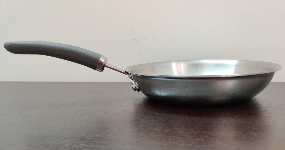 best stainless steel frying pan in India- meyer 