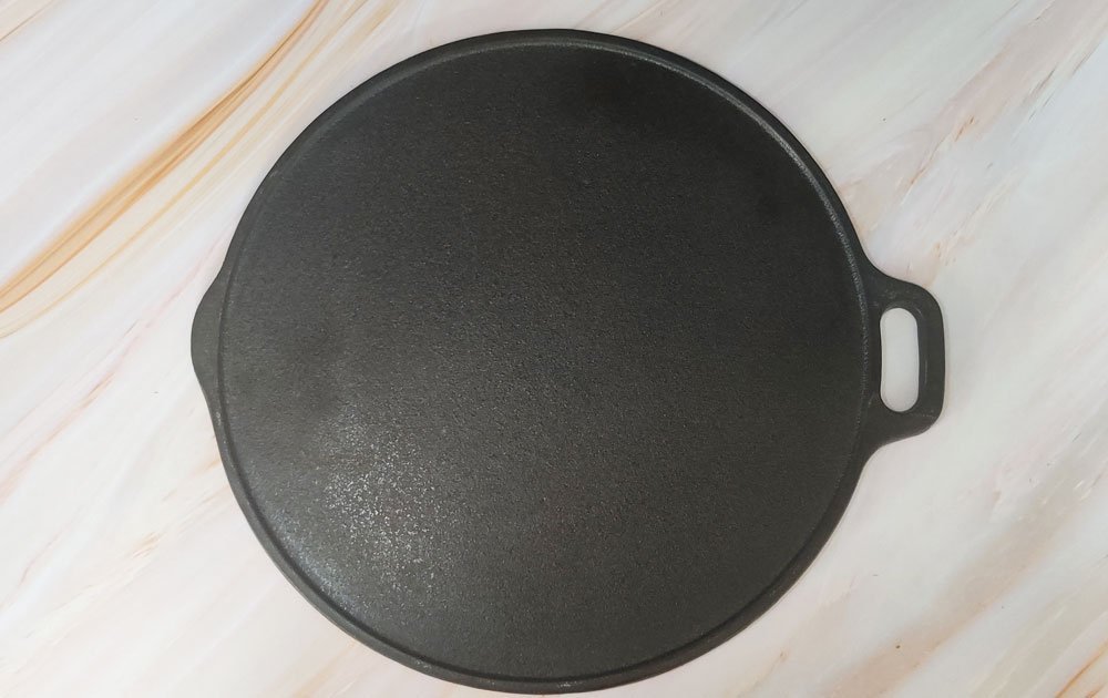 Top 10 cast iron tawa pans of 2023: Time to ace traditional cooking style