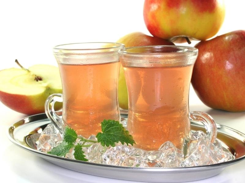 apple iced tea for summer drink