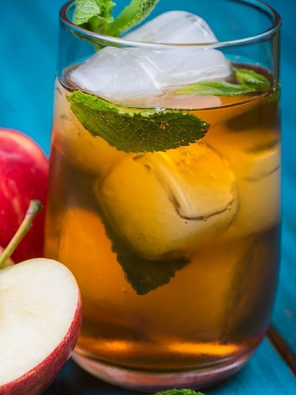 apple mint cooler- a refreshing summer drink