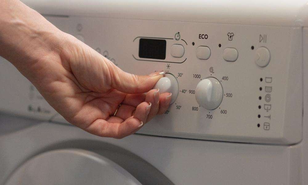 right temperature for washing clothes