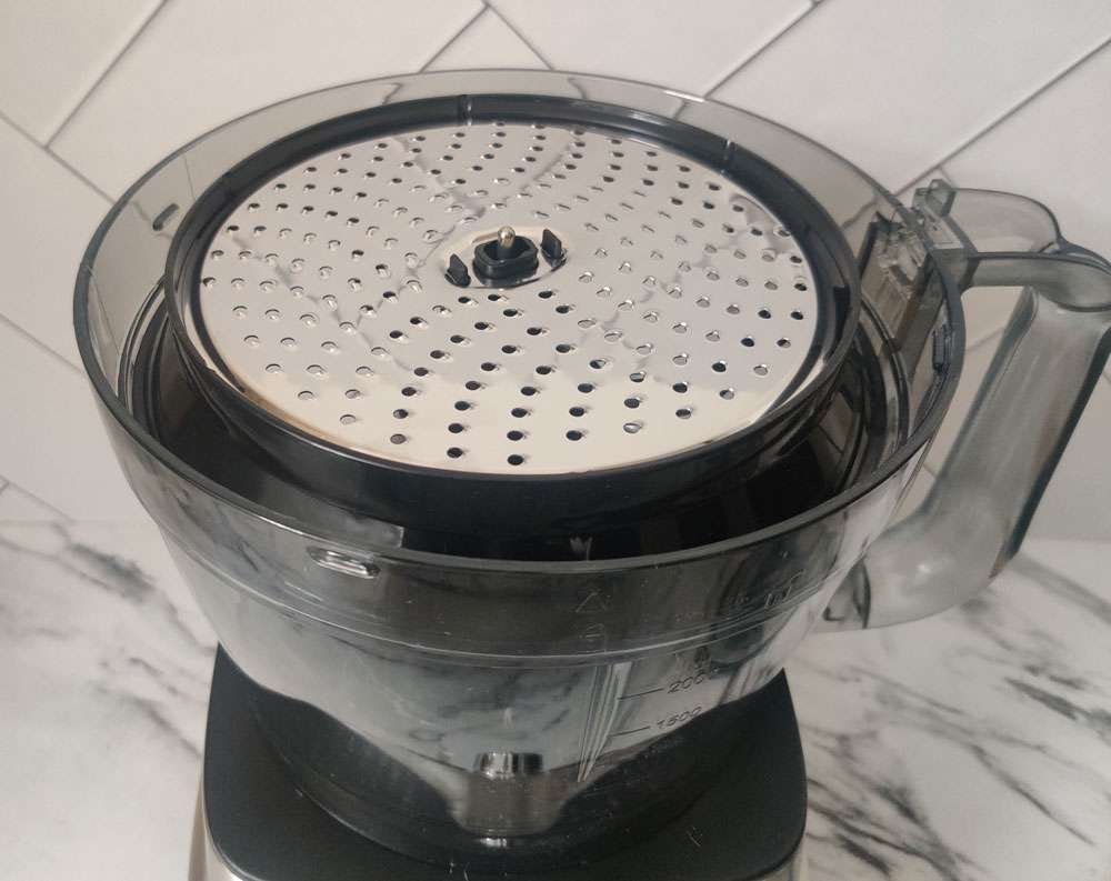 grating blade in food processor