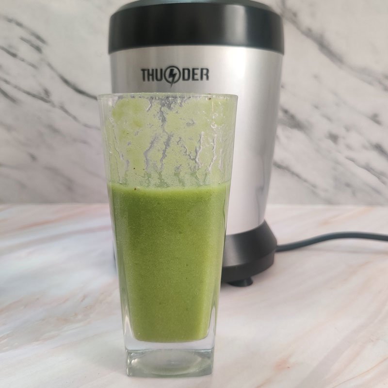 green smoothie made for Wonderchef Nutriblend Thunder blender review